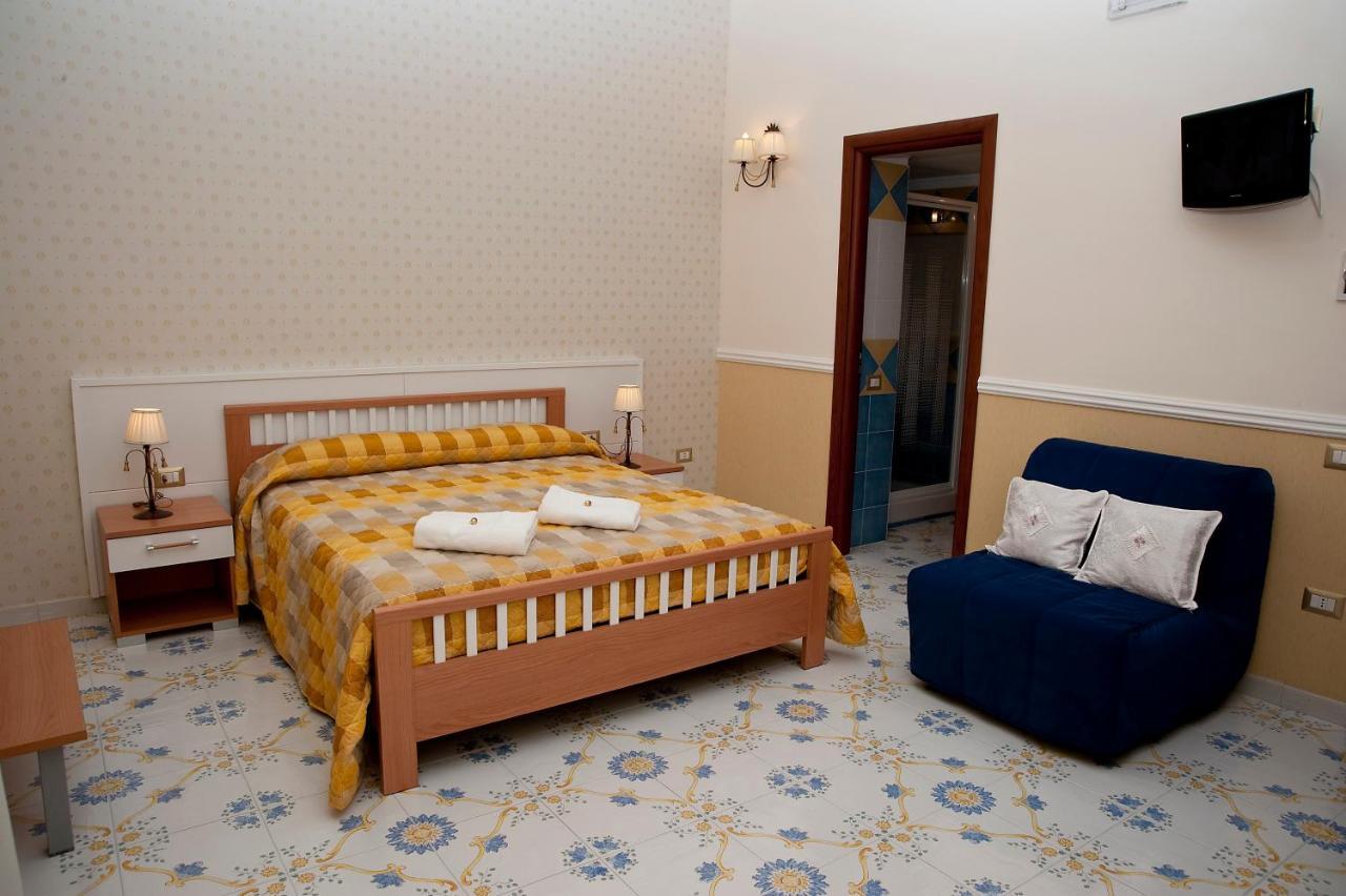 Bed and Breakfast Olimpo Degli Dei Neapel Exterior foto